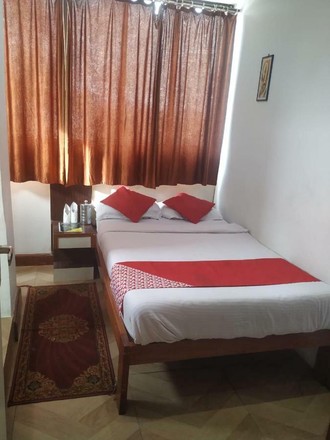 Hotel Shaurya Inn Шиллонг Екстер'єр фото